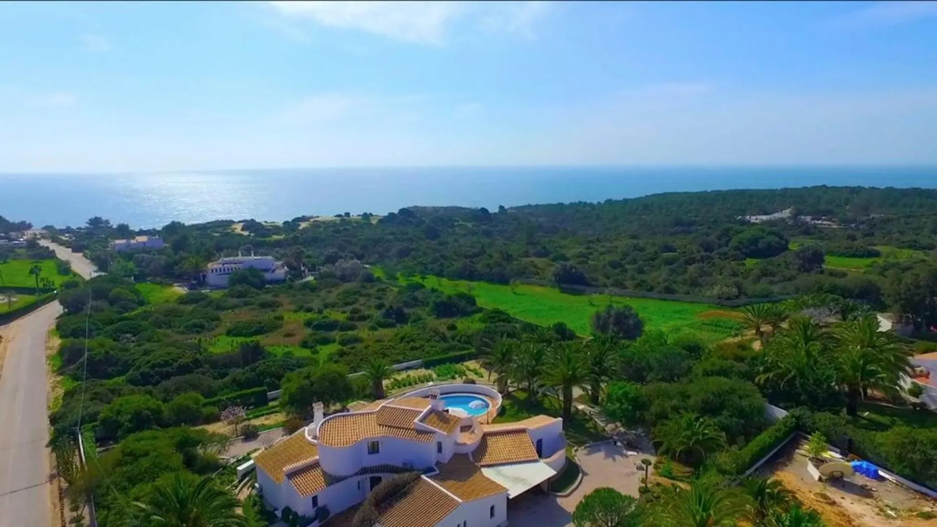 Amazing Carvoeiro Villa 4 Bedrooms Villa Jasmin Walking Distance To Beautiful Beach Лагоа
