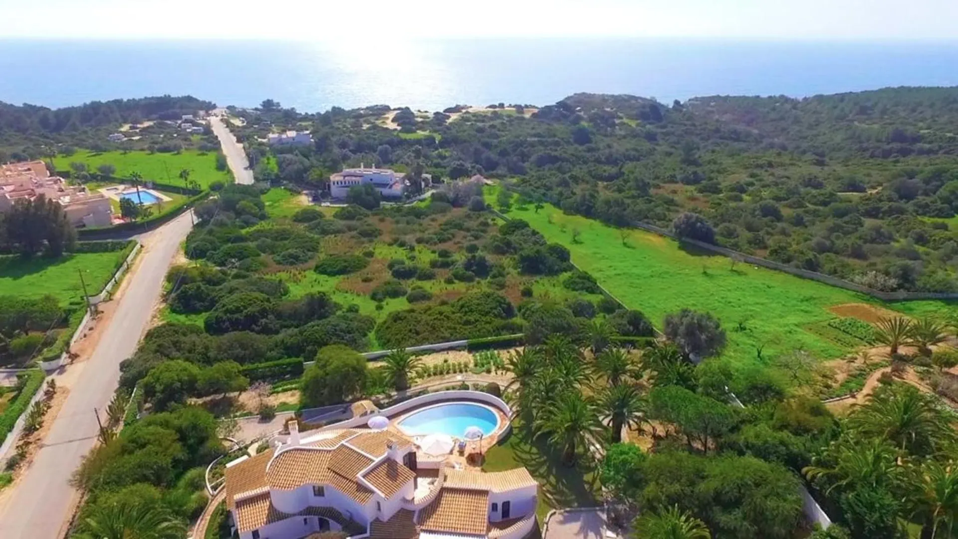 Amazing Carvoeiro Villa 4 Bedrooms Villa Jasmin Walking Distance To Beautiful Beach Лагоа Португалия