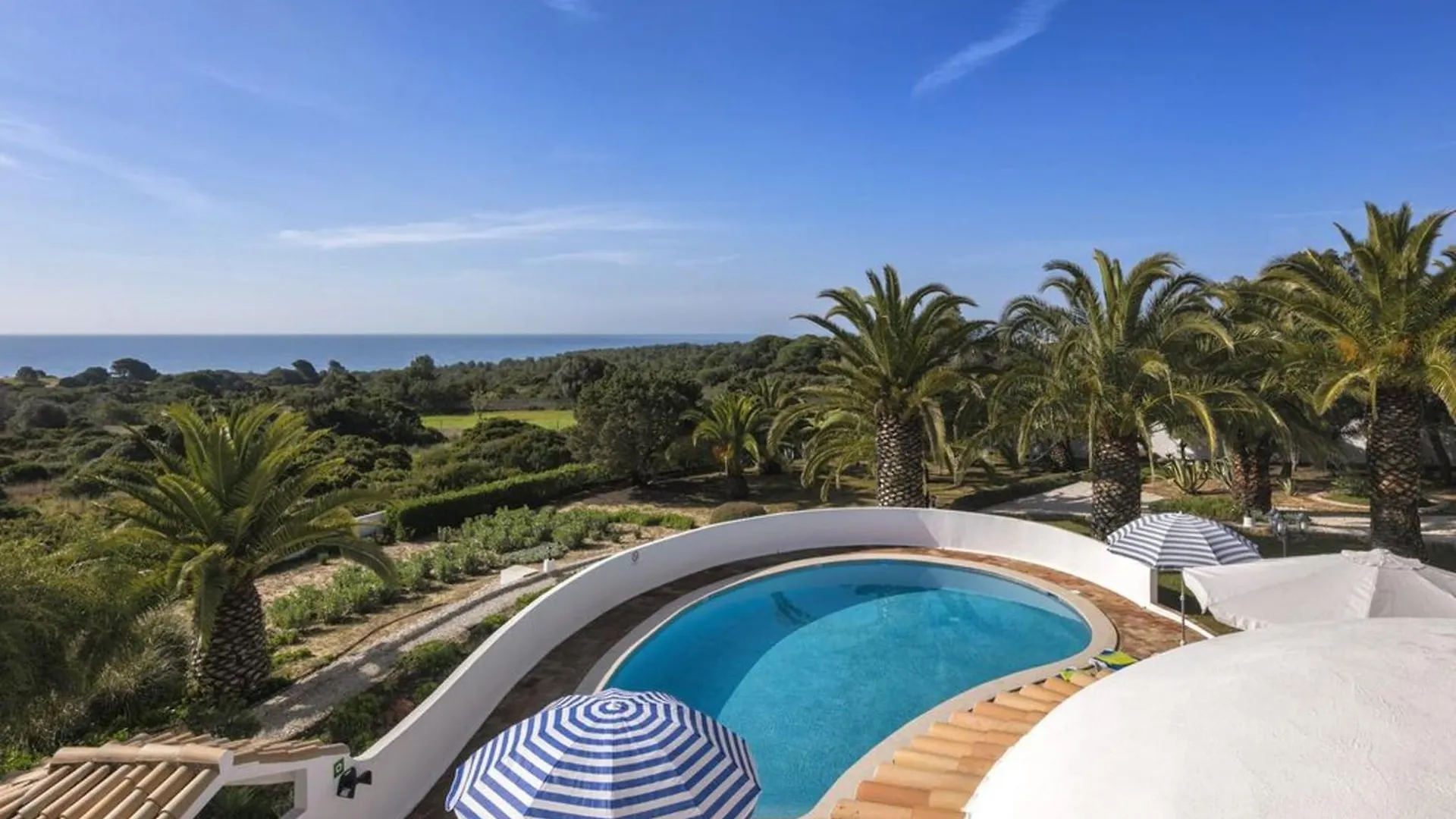 Amazing Carvoeiro Villa 4 Bedrooms Villa Jasmin Walking Distance To Beautiful Beach Лагоа